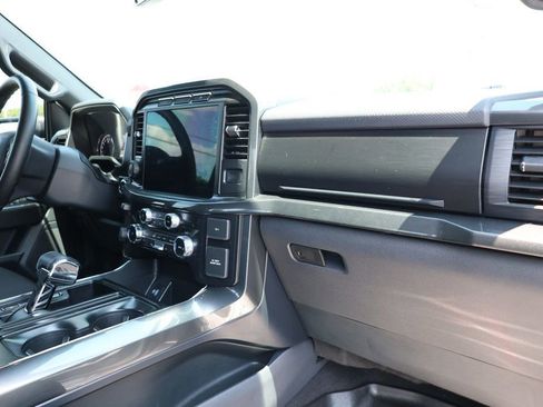 Used 2024 Kia EV9 Wind image 32