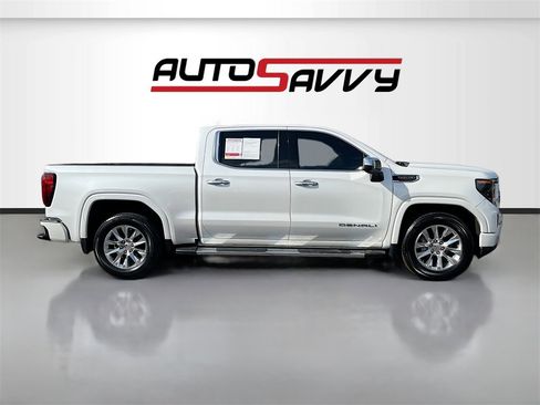 Used 2022 GMC Sierra 1500 Denali w/ Technology Package image 8