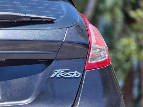 Used 2014 Ford Fiesta SE w/ Exterior Protection Package FWD image 45