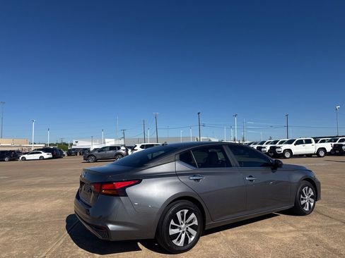 Certified 2025 Nissan Altima 2.5 S image 22