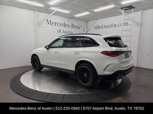 Used 2026 Mercedes-Benz GLC 300 image 5