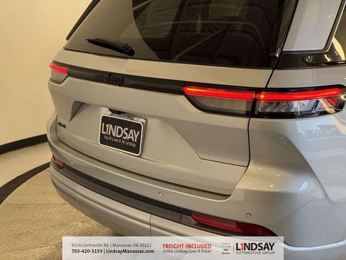 New 2026 Jeep Grand Cherokee Limited image 9