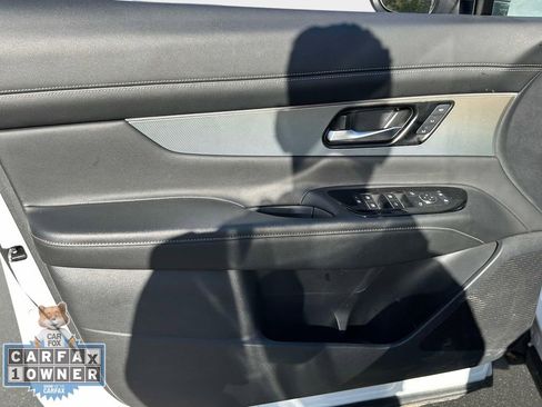 Used 2025 Nissan Murano SL AWD/4WD image 18