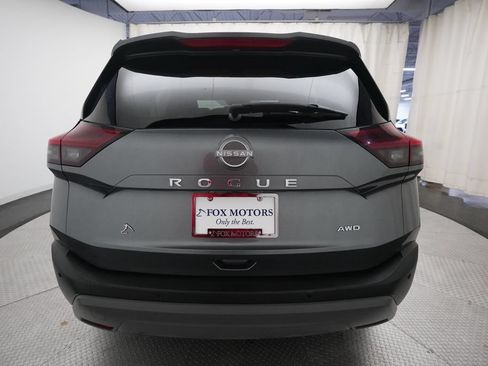 Used 2023 Nissan Rogue S AWD/4WD image 25