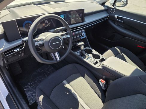 New 2025 Hyundai Sonata SE image 17