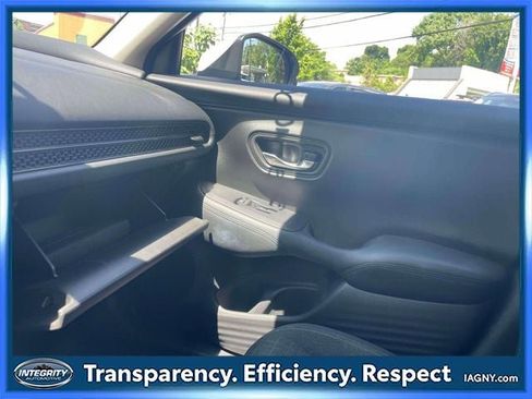 Used 2023 Honda HR-V LX image 33