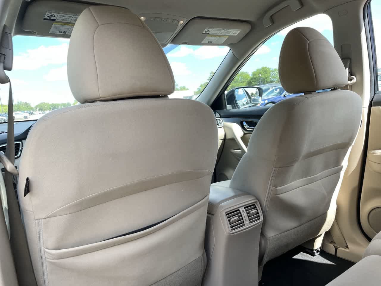 Used 2016 Nissan Rogue S w/ Appearance Package AWD/4WD image 19