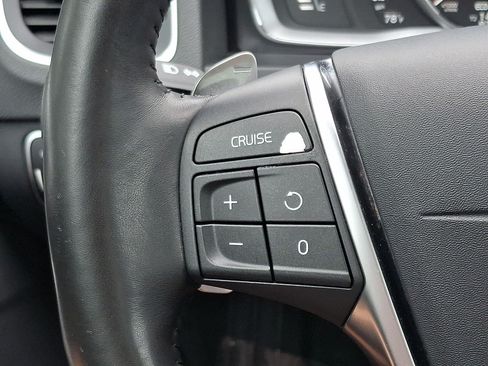 Used 2018 Volvo V60 T5 Dynamic w/ Vision Package AWD/4WD image 22