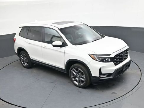Used 2023 Honda Passport EX-L image 19