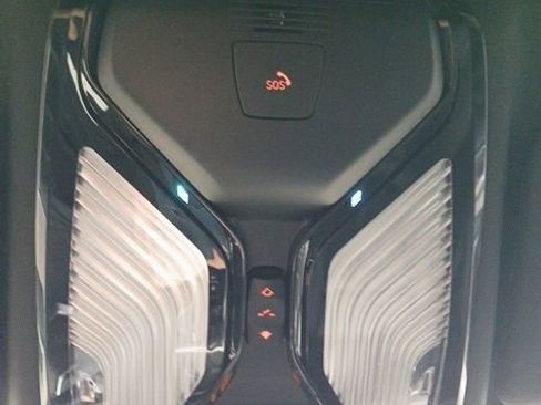 Used 2023 BMW 530e 530e iPerformance w/ HEADS UP image 31