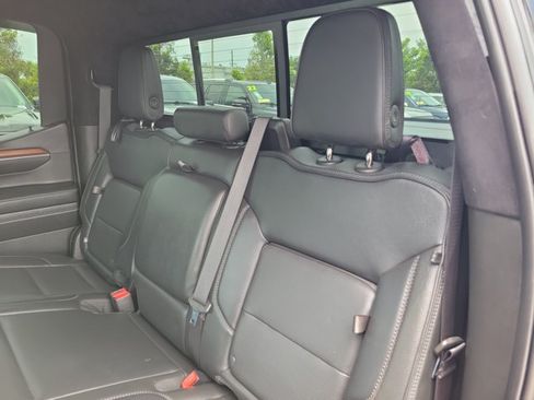 Used 2023 GMC Sierra 1500 Denali w/ Denali Reserve Package AWD/4WD image 15