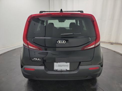 Used 2020 Kia Soul LX image 8