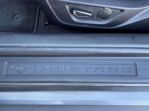 Used 2015 Ford Mustang GT image 19