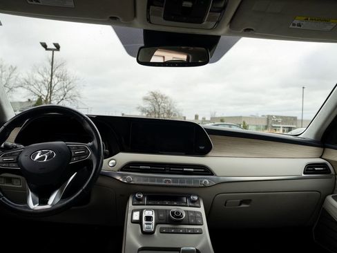 Used 2022 Hyundai Palisade Calligraphy image 16