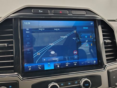 Used 2022 Ford F250 Lariat w/ Chrome Package image 4