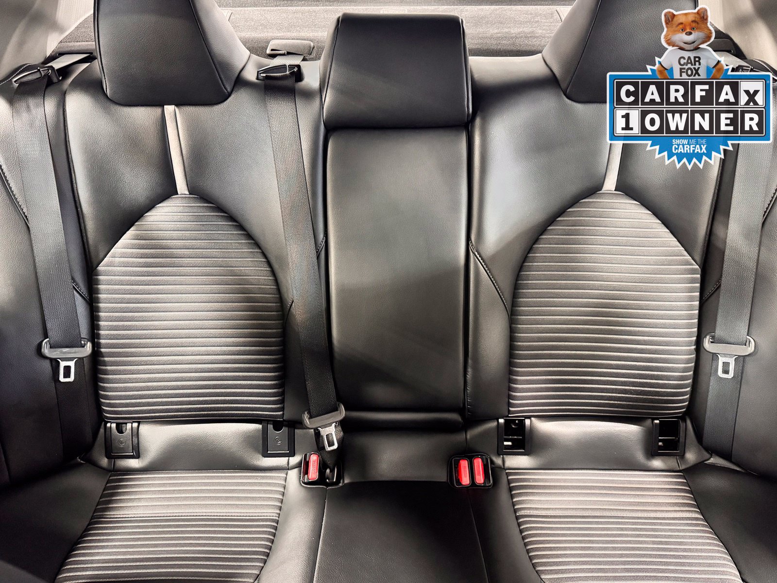 Used 2024 Toyota Camry SE FWD image 34