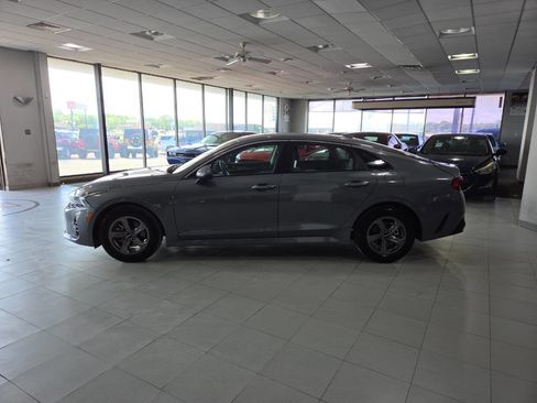 Used 2023 Kia K5 LXS FWD image 4