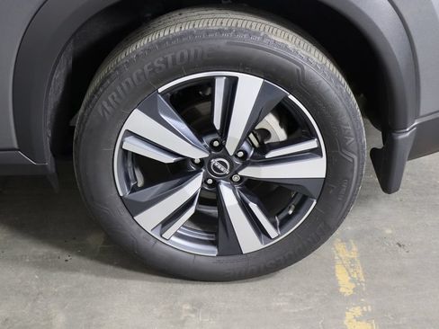 Used 2023 Nissan Rogue SL FWD image 43
