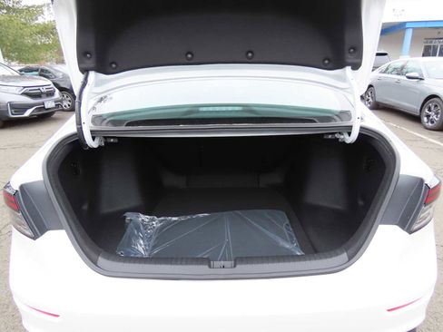 New 2026 Honda Accord SE image 10