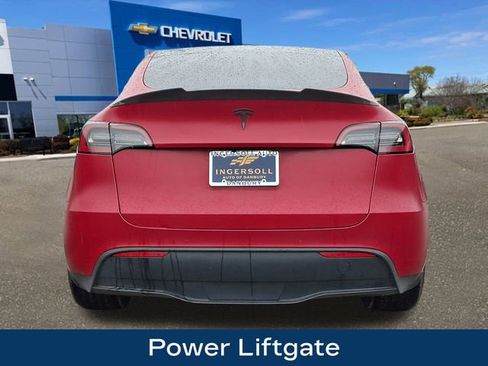 Used 2022 Tesla Model Y Performance image 7