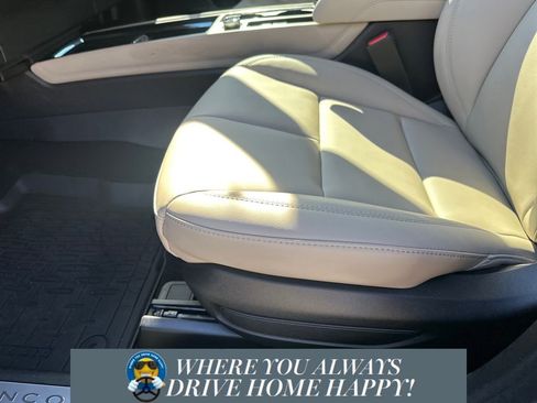 New 2026 Lincoln Corsair Premiere image 8