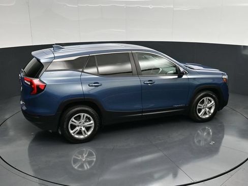 Used 2024 GMC Terrain SLE AWD/4WD image 48