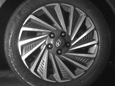 Used 2025 Hyundai Sonata SEL FWD image 13