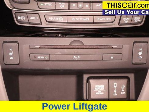 Used 2017 Honda Pilot Touring image 19