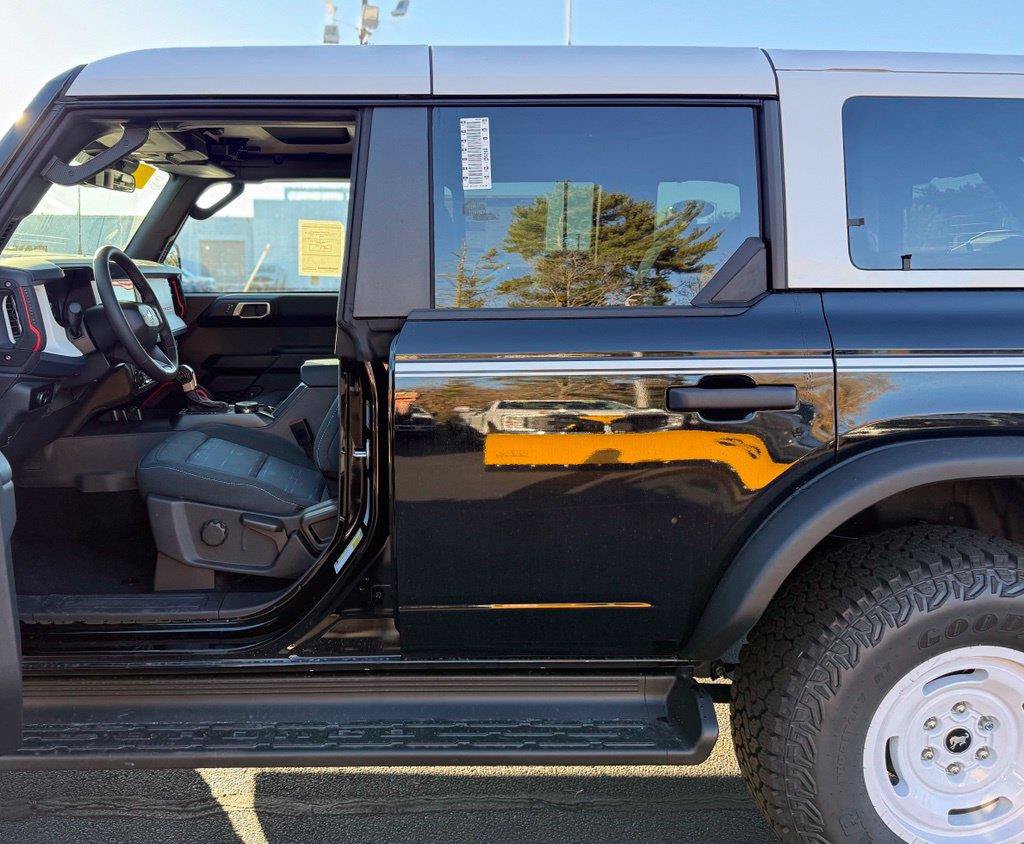 New 2026 Ford Bronco Heritage Edition AWD/4WD image 10