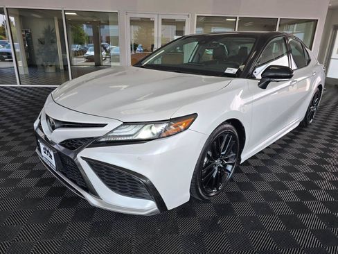 Used 2023 Toyota Camry XSE w/ Navigation Package FWD image 7