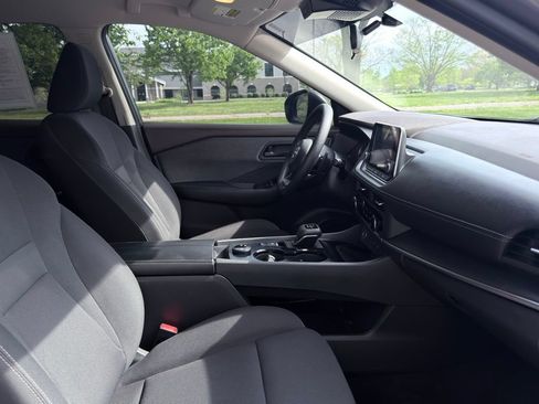 Used 2023 Nissan Rogue S AWD/4WD image 23