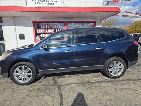Used 2015 Chevrolet Traverse LT w/ Traveler's Package image 2