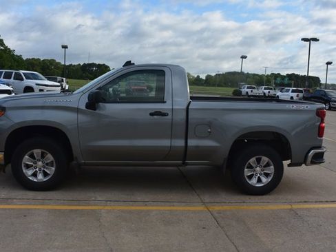 Used 2025 Chevrolet Silverado 1500 W/T w/ Trailering Package AWD/4WD image 8