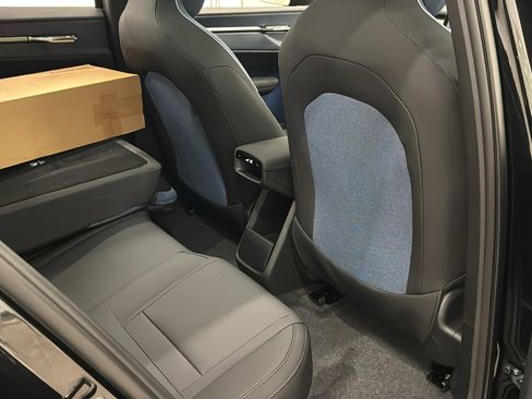 New 2026 Volvo EX30 Cross Country Ultra w/ Protection Package Premier image 26