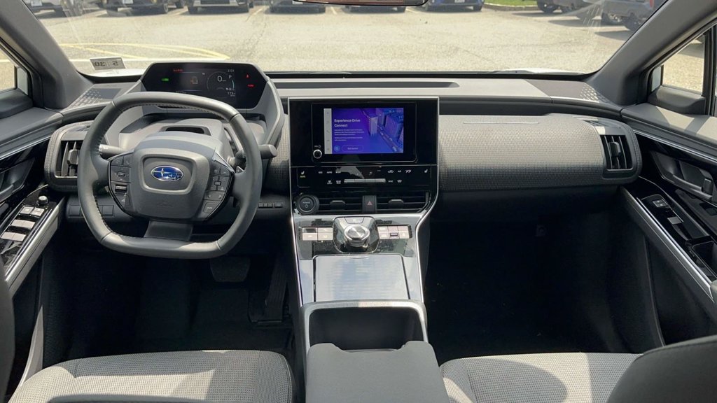 Used 2025 Subaru Solterra AWD/4WD image 11