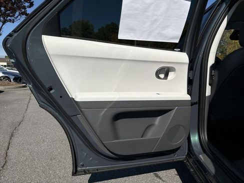 New 2026 Hyundai Ioniq 5 SEL image 22