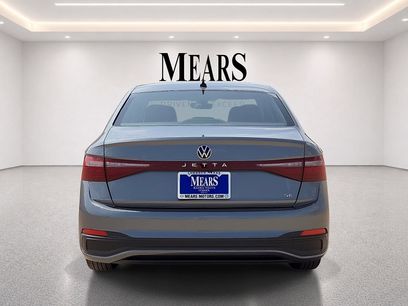 Used 2025 Volkswagen Jetta SE