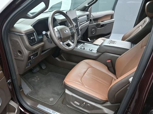 Used 2024 Ford Expedition Max King Ranch image 11