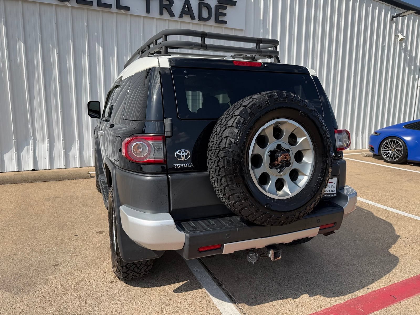 Used 2012 Toyota FJ Cruiser 4WD w/ Upgrade Pkg image 5