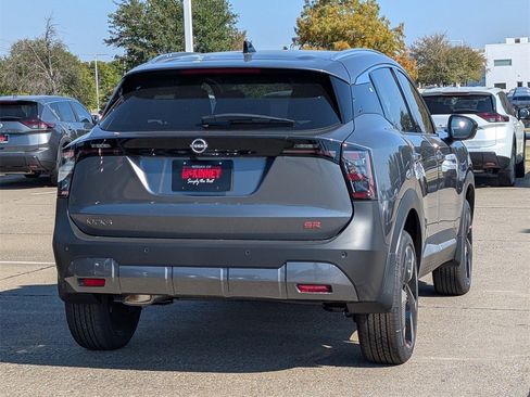 New 2026 Nissan Kicks SR image 4