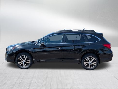 Used 2018 Subaru Outback 2.5i Limited AWD/4WD image 4