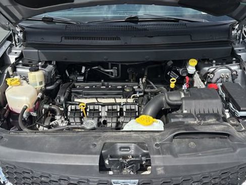 Used 2018 Dodge Journey SE FWD image 16