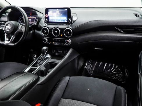 Used 2024 Nissan Sentra SV image 17