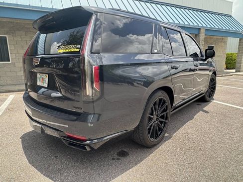 Used 2022 Cadillac Escalade Sport Platinum image 7
