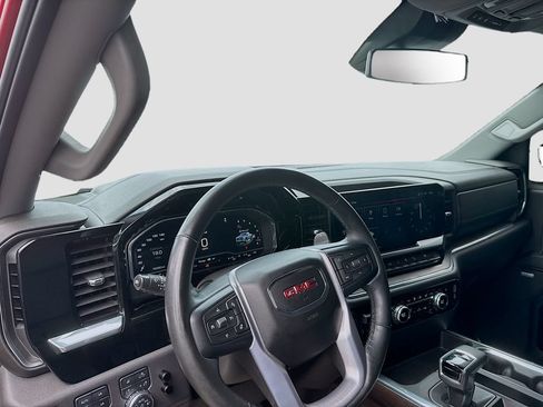 Used 2023 GMC Sierra 1500 SLT AWD/4WD image 12