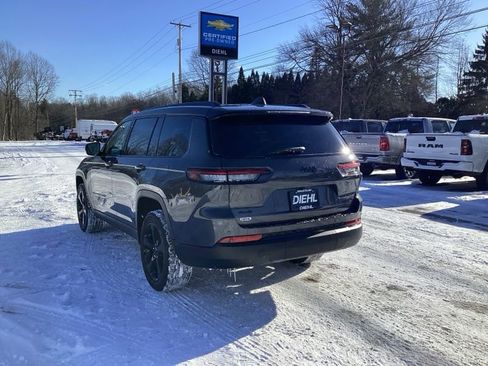 New 2025 Jeep Grand Cherokee L Limited w/ Black Appearance Package AWD/4WD image 5