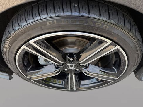 Used 2024 Honda Accord Sport image 9