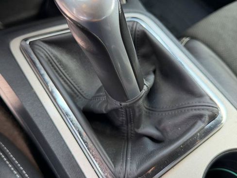 Used 2014 Dodge Challenger SRT8 RWD image 29