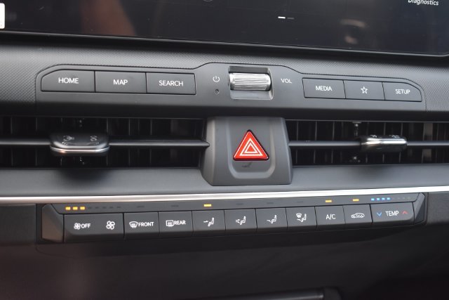 New 2026 Kia K4 FWD image 26