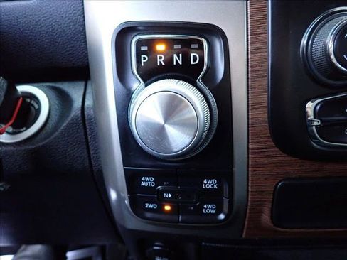 Used 2018 RAM 1500 Laramie image 22